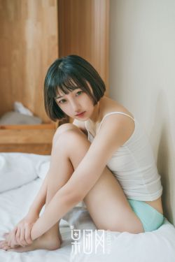 李丽珍不扣钮的女孩